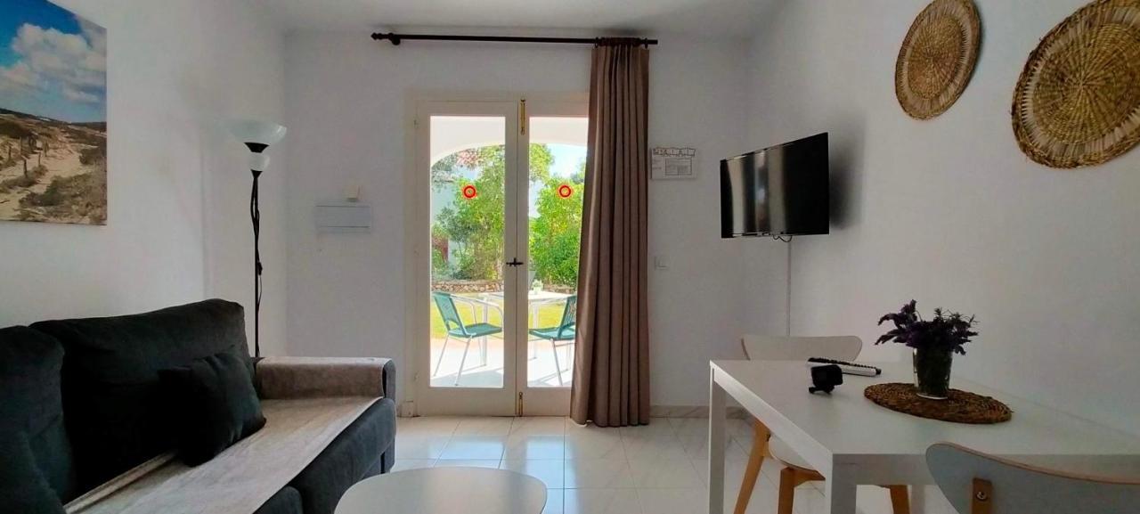 Apartaments California كالا إن بلانيس المظهر الخارجي الصورة