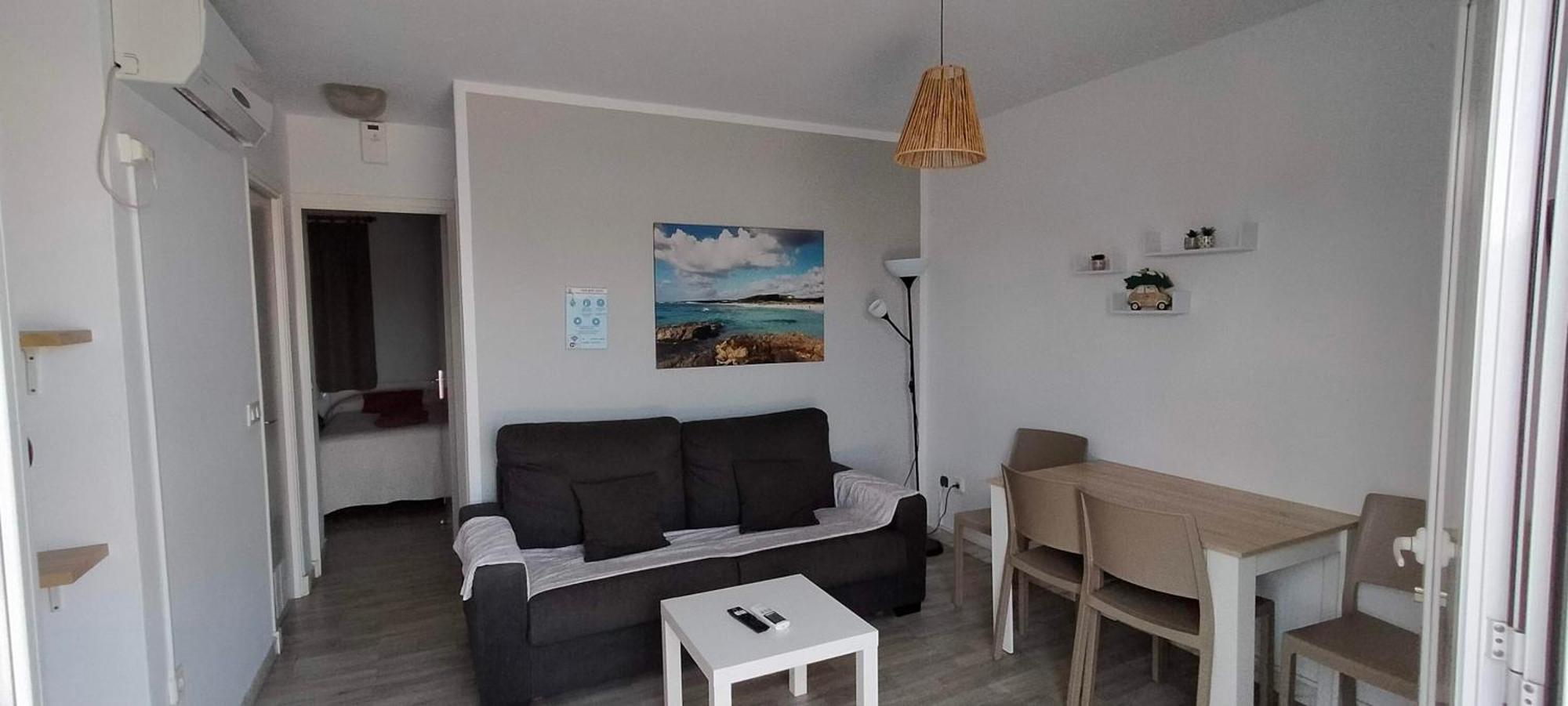 Apartaments California كالا إن بلانيس المظهر الخارجي الصورة
