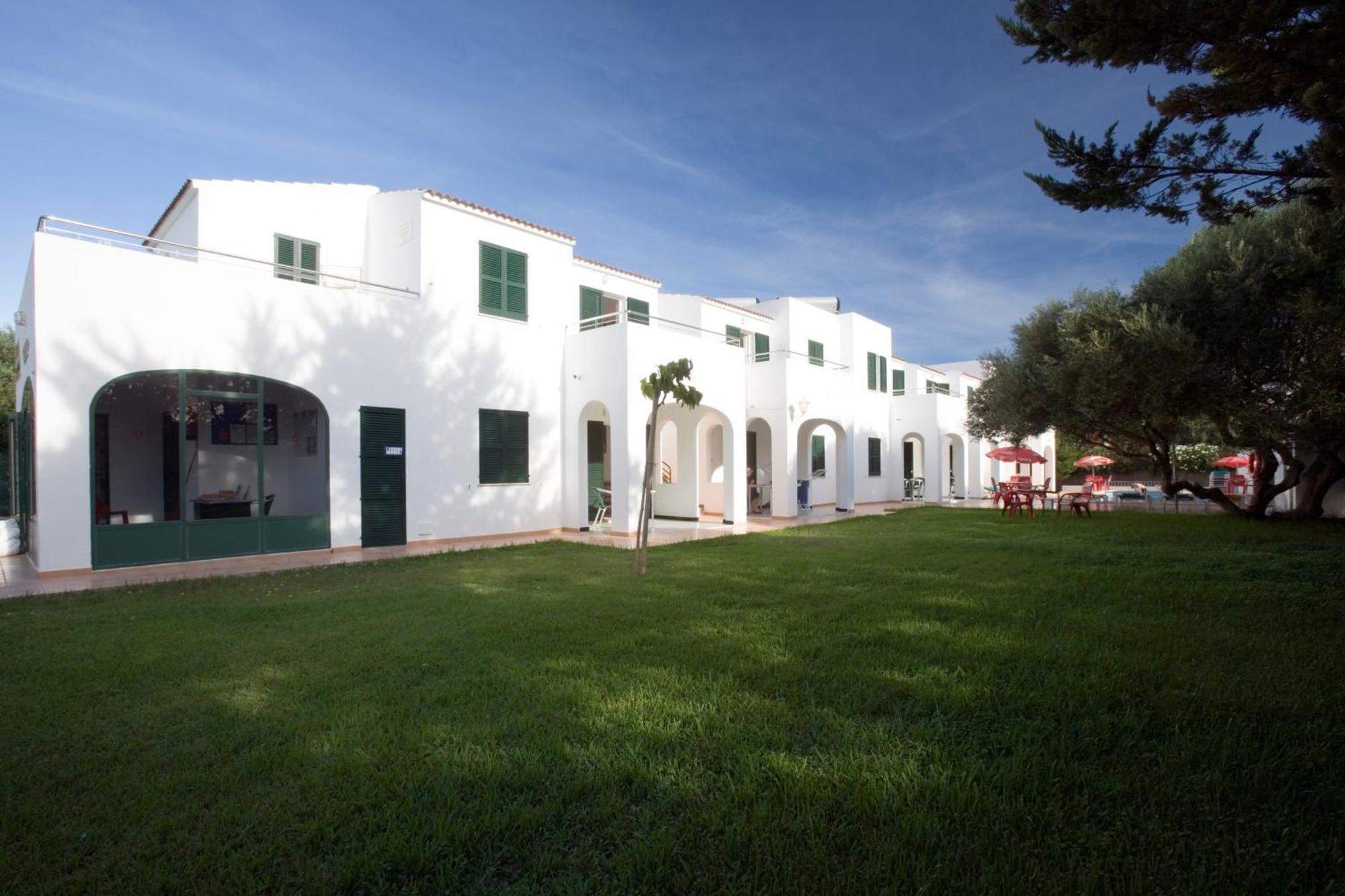 Apartaments California كالا إن بلانيس المظهر الخارجي الصورة