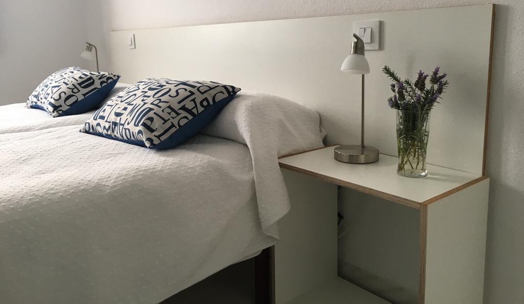 Apartaments California كالا إن بلانيس المظهر الخارجي الصورة