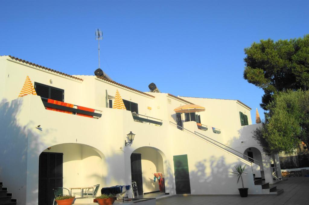 Apartaments California كالا إن بلانيس المظهر الخارجي الصورة